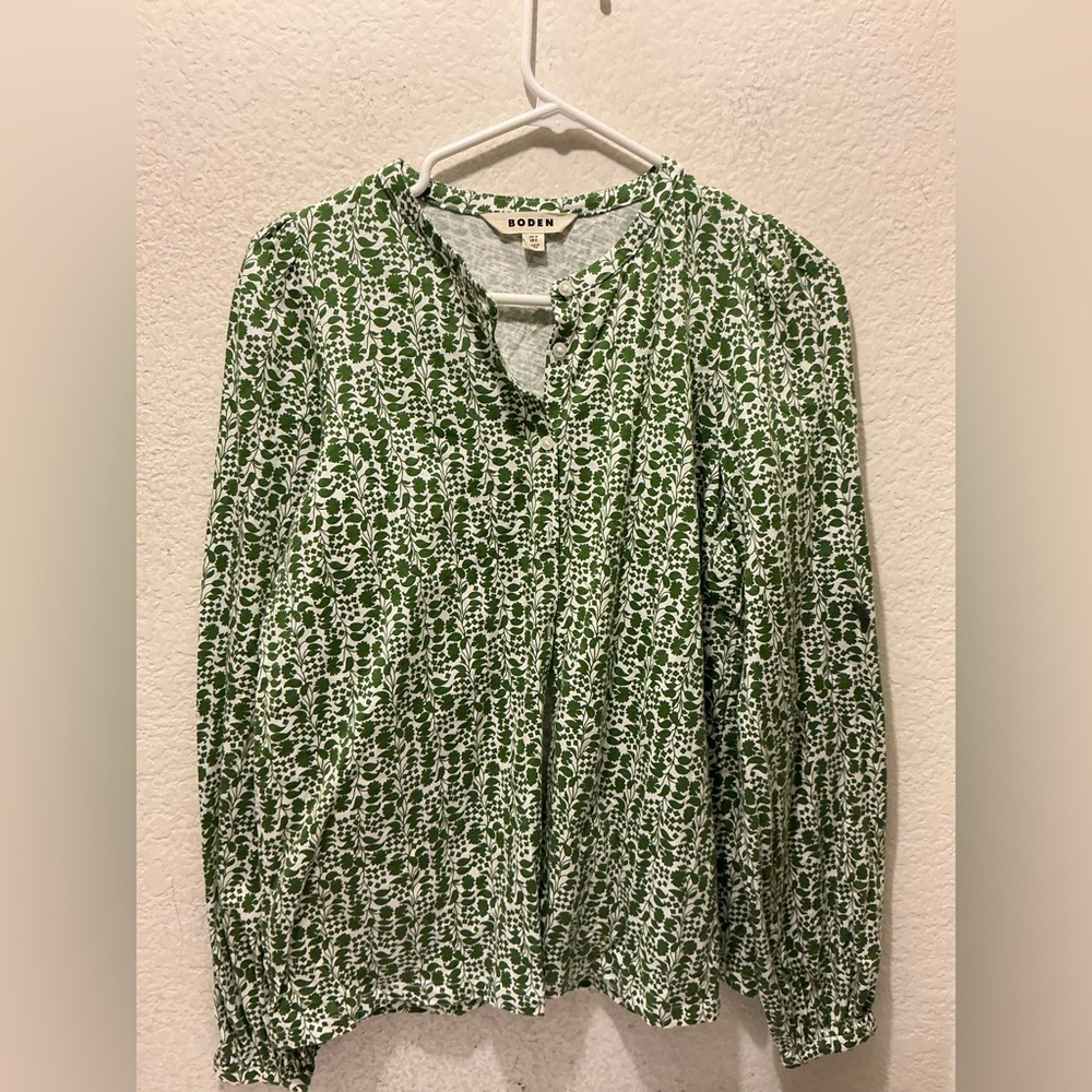 Boden Green Marina Jersey 100% Cotton Shirt Green Leaf Print Blouse - Picture 3 of 8